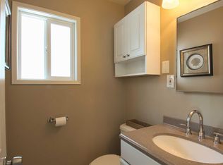 1814 W Oceanfront APT B, Newport Beach, CA 92663