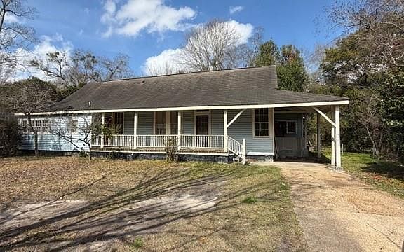 2nd image of 3006 Pleasant Valley Rd