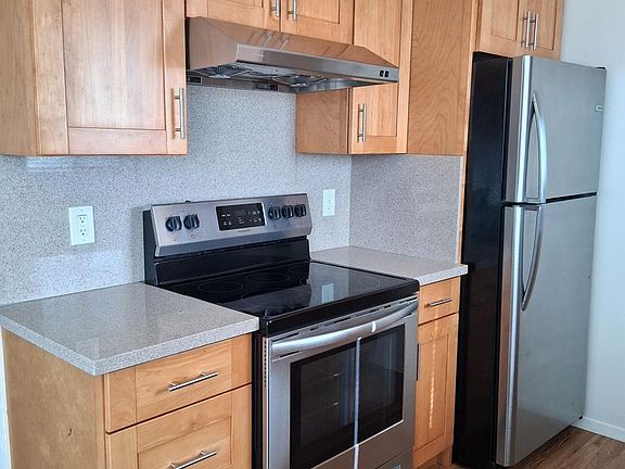 2nd image of 520 Grand Ave APT 14