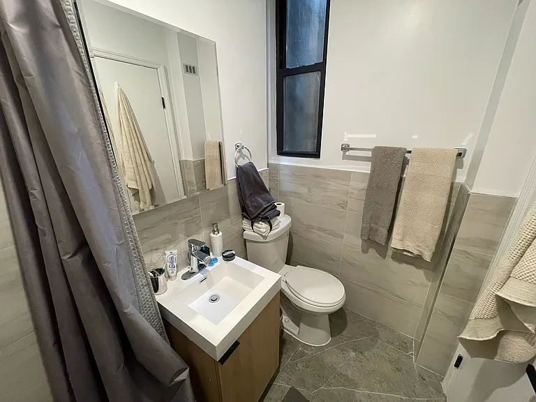 1573 3rd Ave #5C — Photo 8