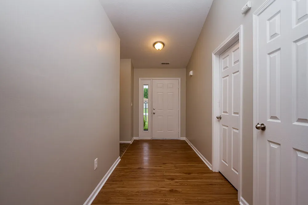 Building Photo - 12044 Pepperwood Dr