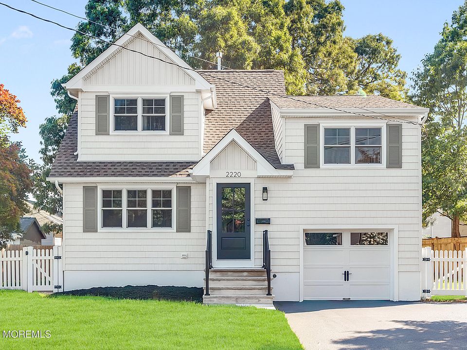 1st image of 2220 Mahoney Drive