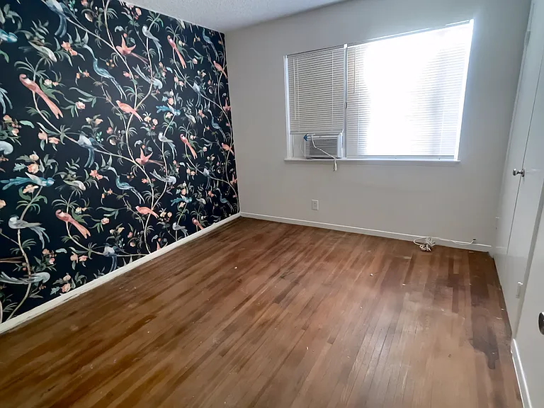 340 Cindy Ct — Photo 15
