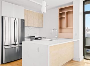 597 Grand St #925, Brooklyn, NY 11211