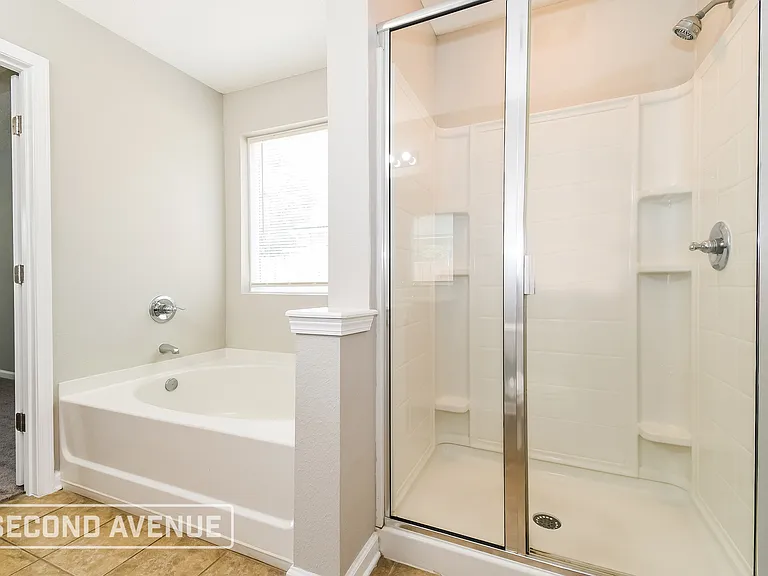 6332 Trimpe Ln — Photo 13