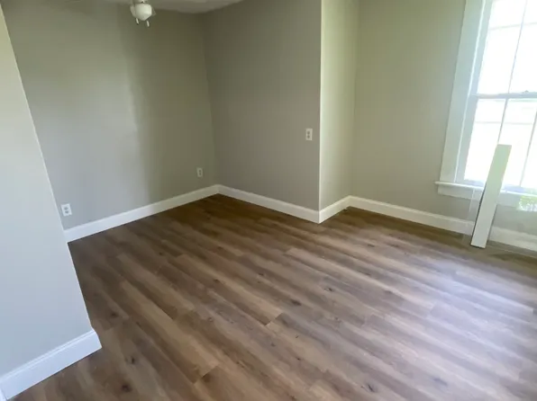 224 Hamilton St, Jackson, TN 38301