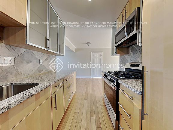 5th image of 607 E Tennessee St