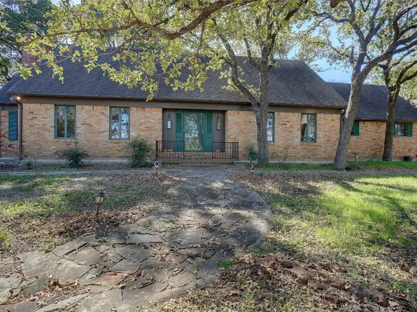 3332 Helm Ln, Denton, TX 76210