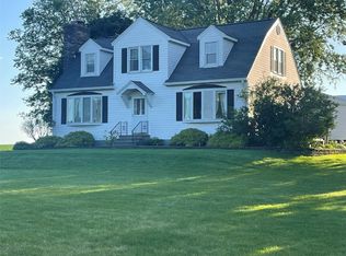 13232 Dysart Rd, La Porte City, IA 50651