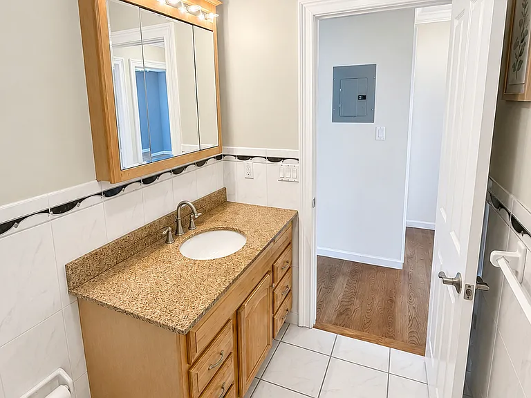 77 Cedar St #3 — Photo 24