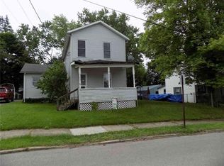 428 Delaware St, Sharon, PA 16146