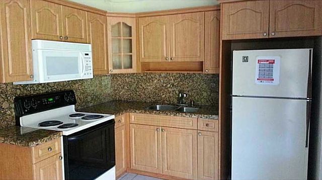 2nd image of 14300 NE 18th Ave
