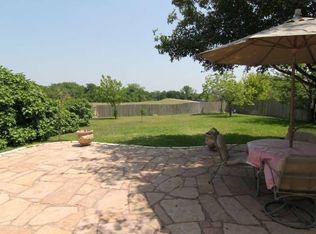 806 Ivy Dr, Pflugerville, TX 78660