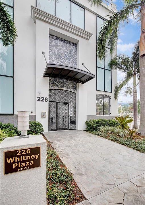 1st image of 226 5th Ave N #1401