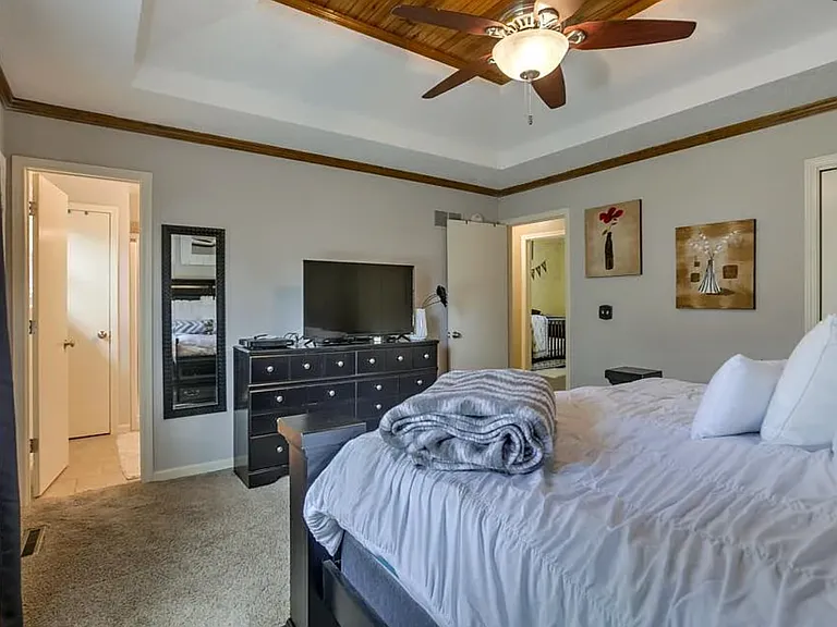 420 SE Onyx Dr — Photo 17