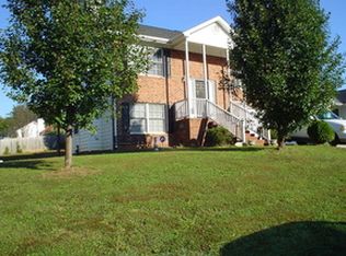 2608 Corinth Dr, Greensboro, NC 27406