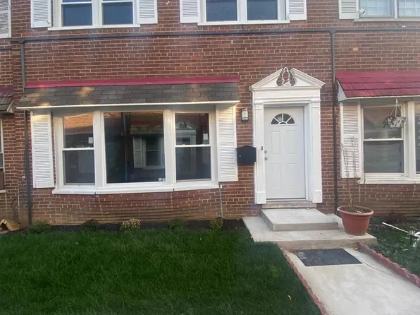 6248 N Hoyne Ave #C, Chicago, IL 60659