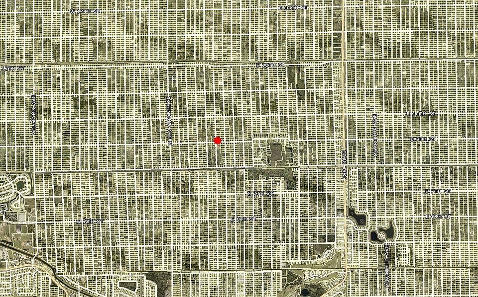 2nd image of 901 E 9th St