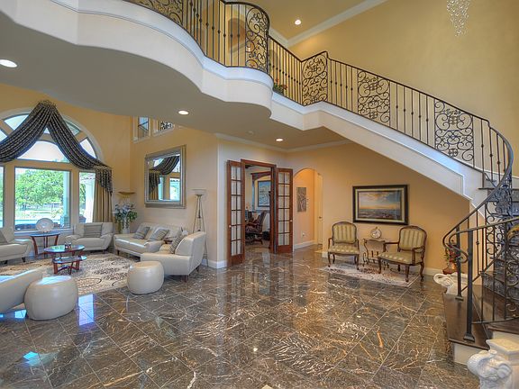 5th image of 3206 Sieber Dr
