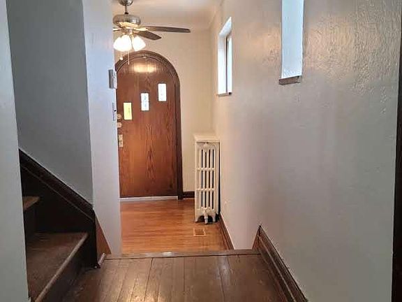 From kitchen to foyer