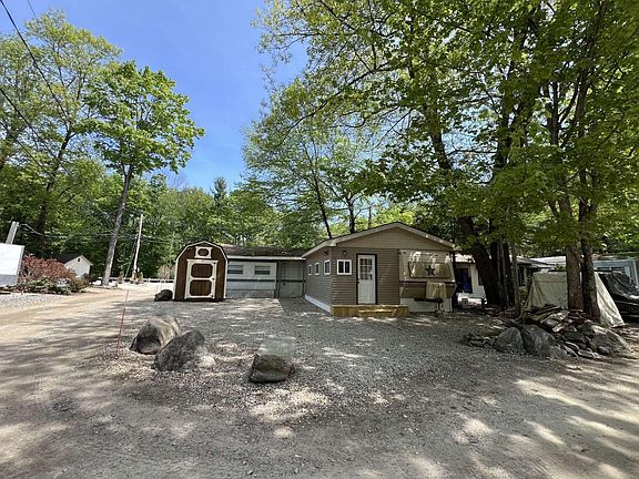 2nd image of 131 Chocorua Way
