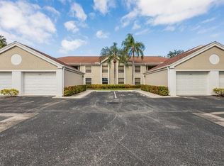 9856 Luna Cir APT 202A, Naples, FL 34109