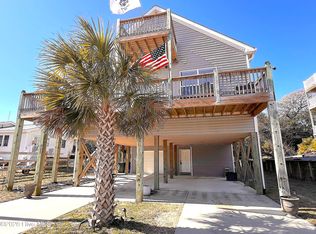 127 Eastview Dr, Emerald Isle, NC 28594