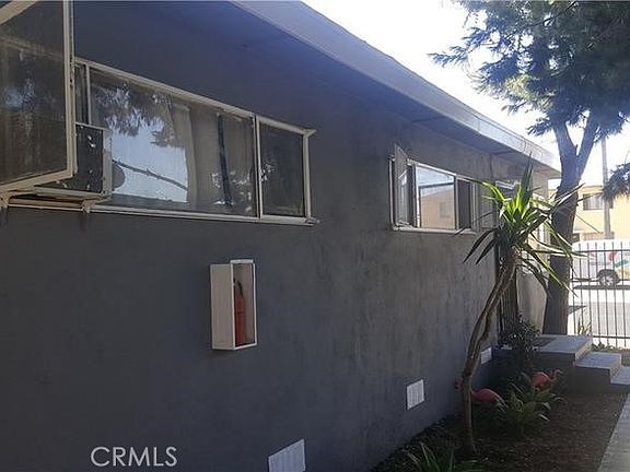 5th image of 8014 S Western Ave