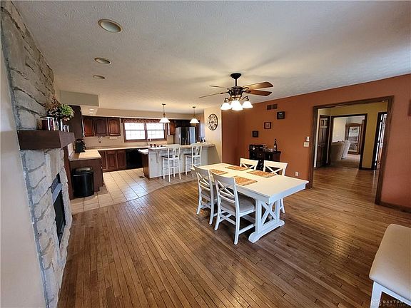 4th image of 6876 Jonetta St