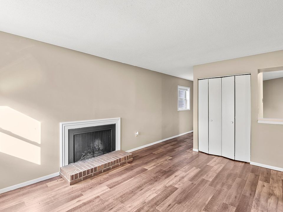 5701 W Ridgecrest Dr Peoria IL Zillow