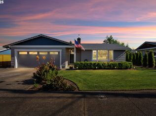 640 Lincoln Ave, Cottage Grove, OR 97424