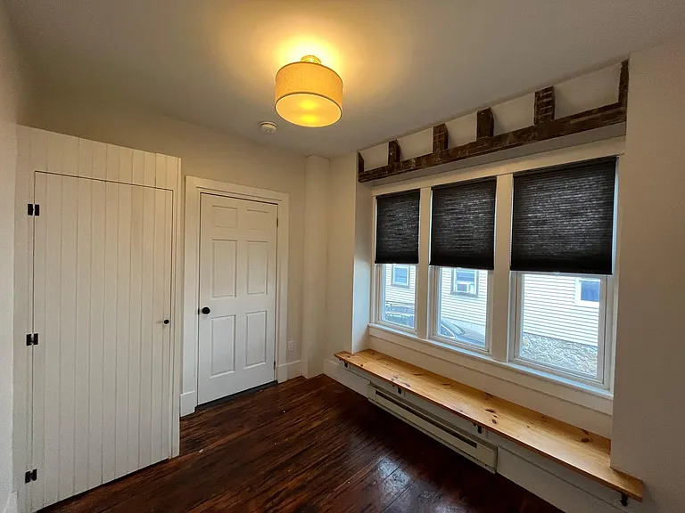 176 Elm St #1 — Photo 4