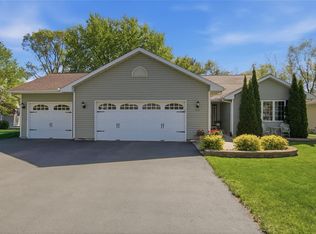 2719 Pine View Road, Eau Claire, WI 54703