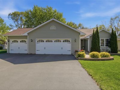 2719 Pine View Road, Eau Claire, WI, 54703