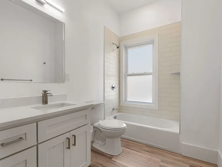 120 Regent St #3 — Photo 13