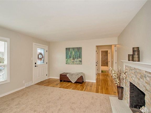 4th image of 4315 N 8th St