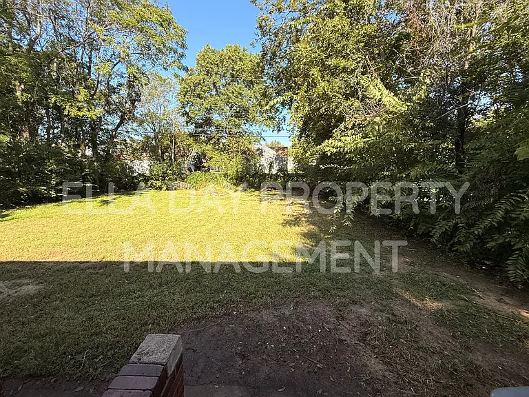2610 E Grail St — Photo 7