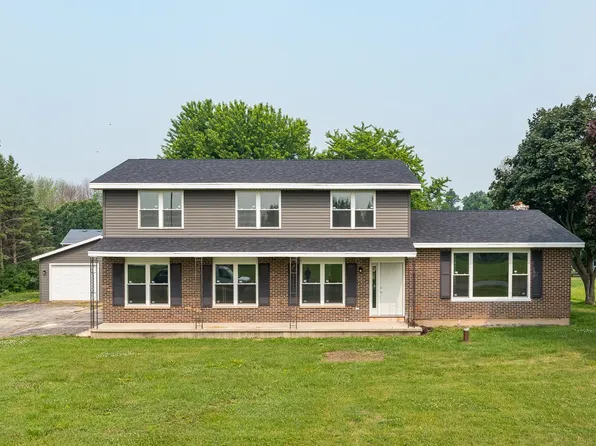 5081 Tamarack Trl, Oshkosh, WI 54904