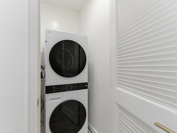5th image of 1310 Jones St APT 503