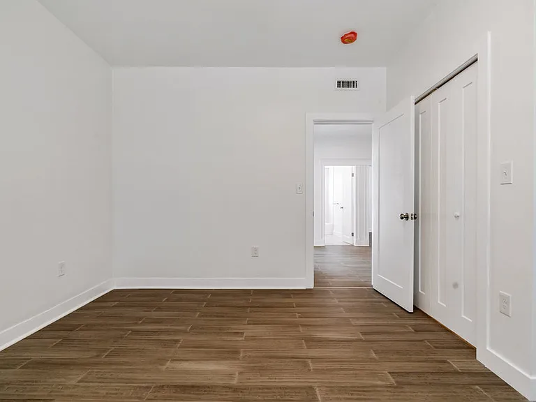 82 Ballou Ave #3 — Photo 17