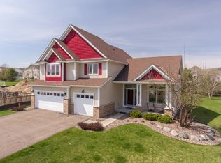 1609 Cannon Valley Dr, Northfield, MN 55057