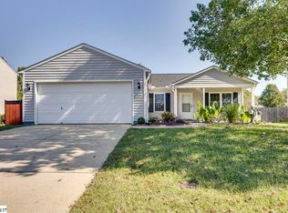 307 Tripmont Ct, Simpsonville, SC 29680