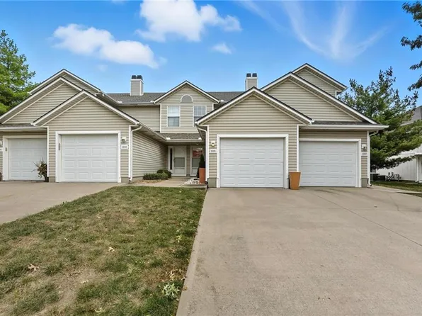 1335 SE Broadway Cir, Lees Summit, MO 64081