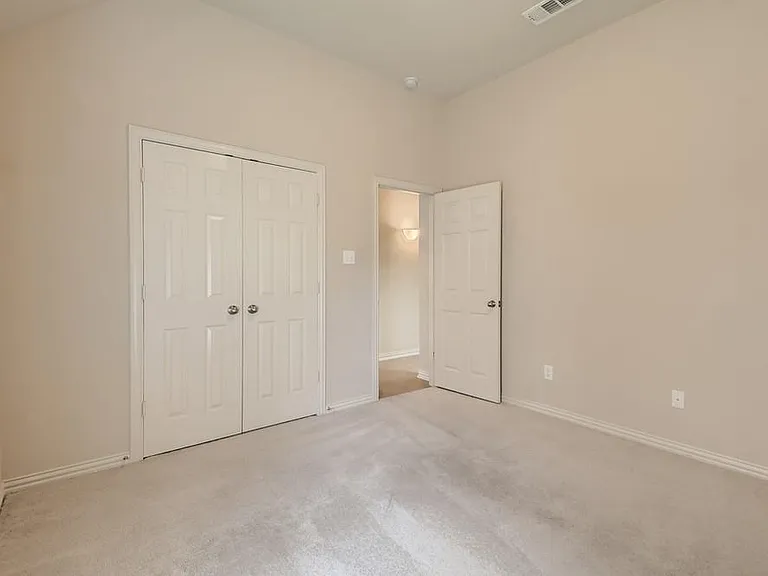 2798 Sparks Dr — Photo 8