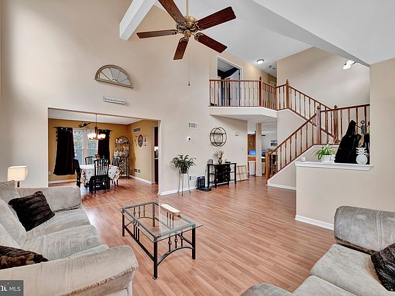 5th image of 338 Owls Nest Dr