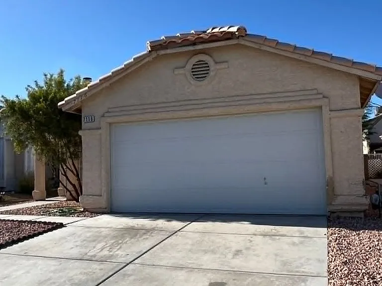 7116 Old Village Ave — Photo 17