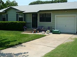 607 S 4th St, Midlothian, TX 76065