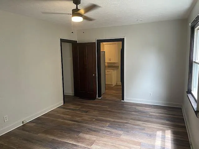 6308 Tyne Ave — Photo 3