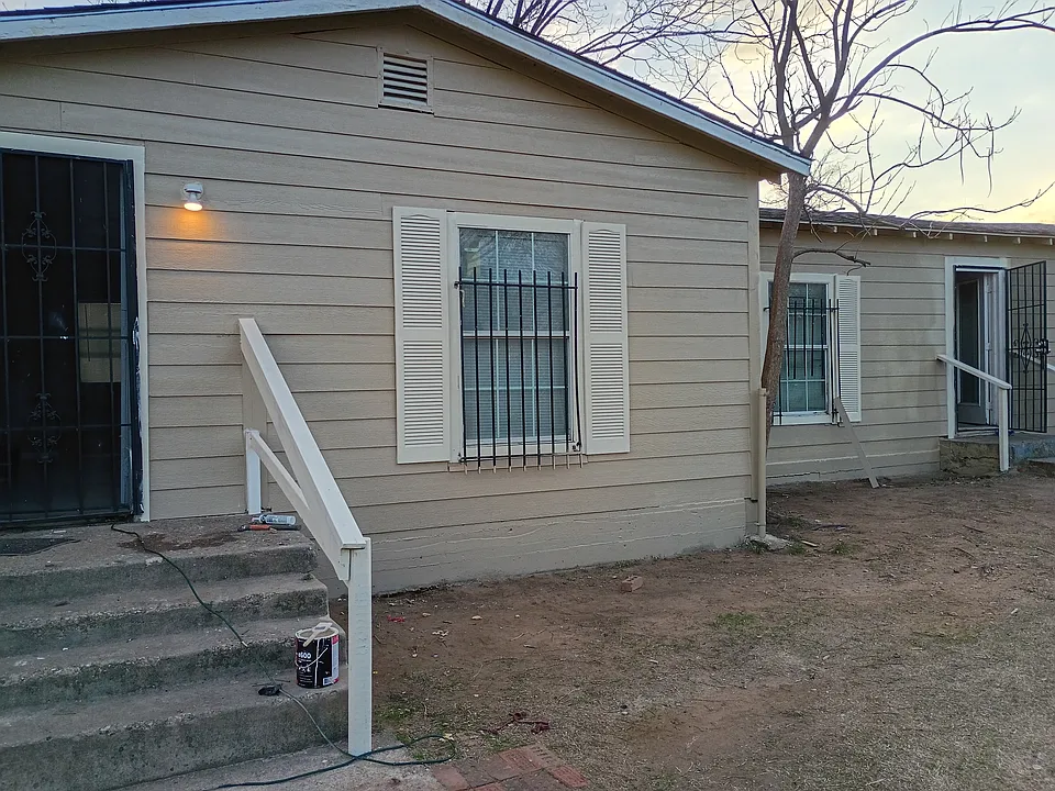 1520 Coleman Ave