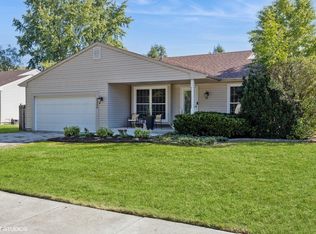 2330 Weatherford Ln, Naperville, IL